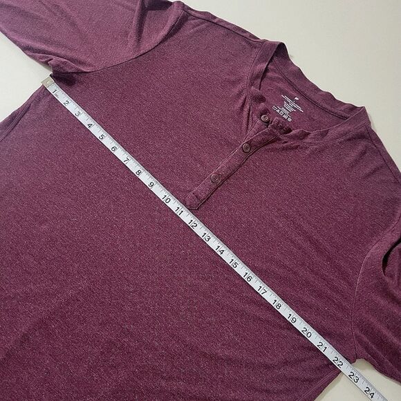 Fabletics Men's Restoreknit Burgundy Long Sleeve Henley Pullover Tee - Picture 7 of 15